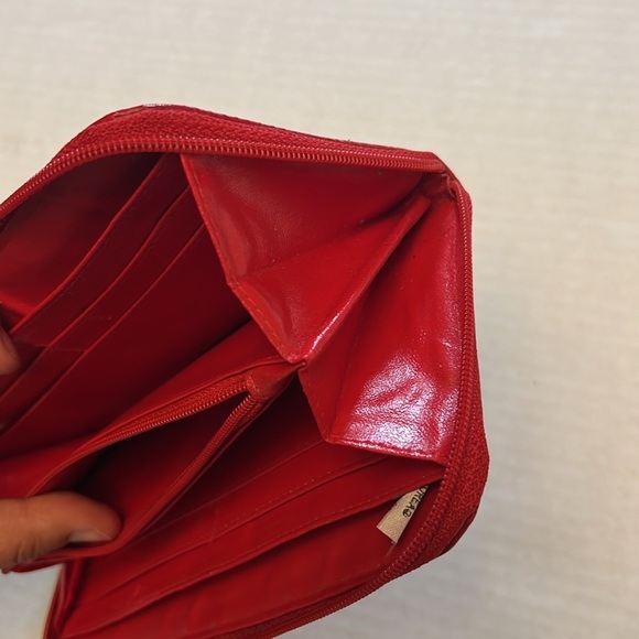 EEL SKIN VINTAGE RED WALLET - Picture 9 of 16